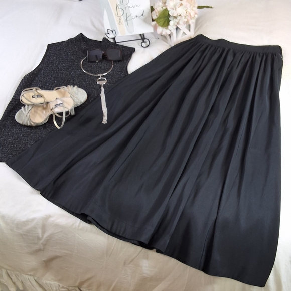 Black Metallic Mock Neck Vintage Sweater Office Wear Business Casual Meeting Top - Picture 13 of 16